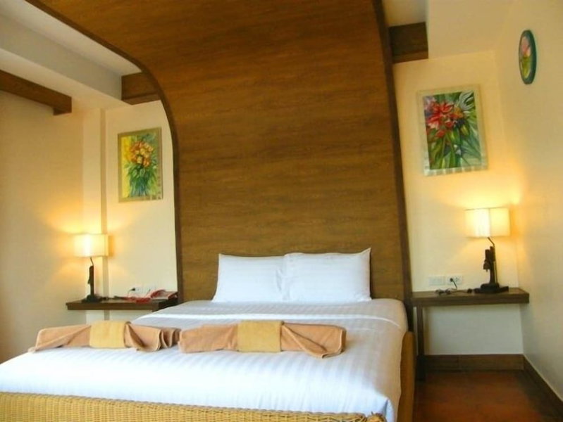 The Red Balcony Inn, พัทยา, ประเทศไทย