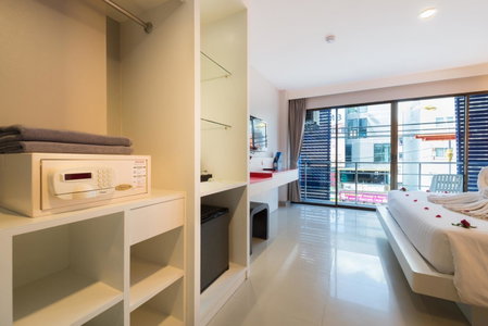 Alfresco Phuket Hotel, คาทุ, ประเทศไทย