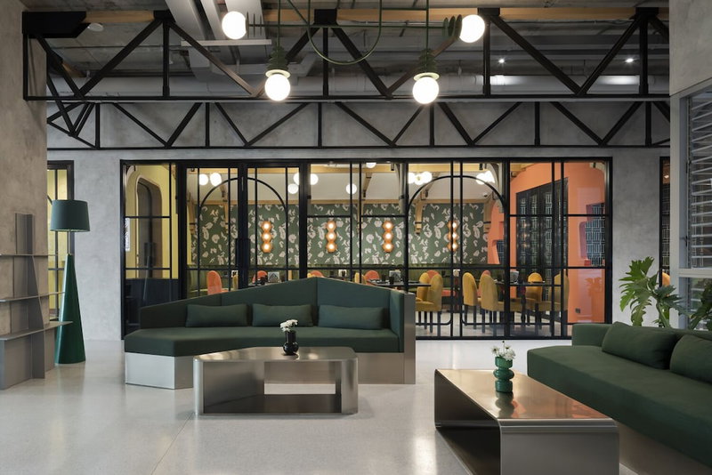 Hotel Sapin, Bangkok, Thailand