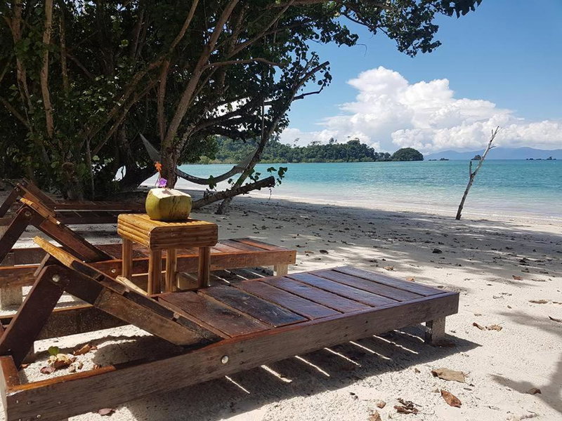 Vijit Bungalow, Ko Phayam, Thailand