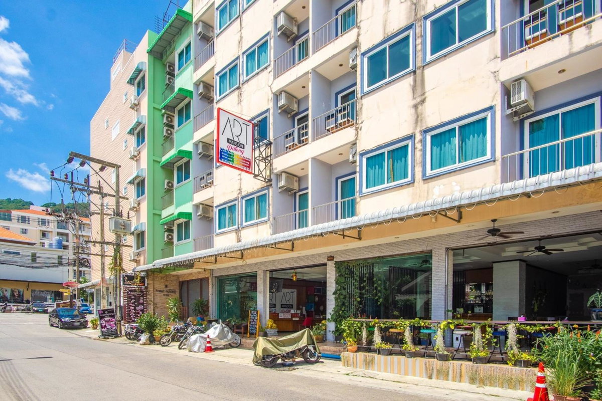 Отель · Art Mansion Patong Hotel, Patong Beach