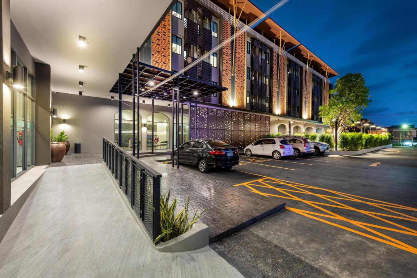 PLAAI Plus Hotel Rayong โรงแรมพลาย พลัส ระยอง, Rayong, ประเทศไทย