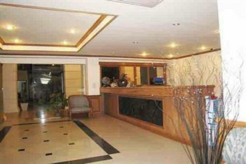 Rafael Mansion Bangkok Aiport, Bang Phli, Thailand