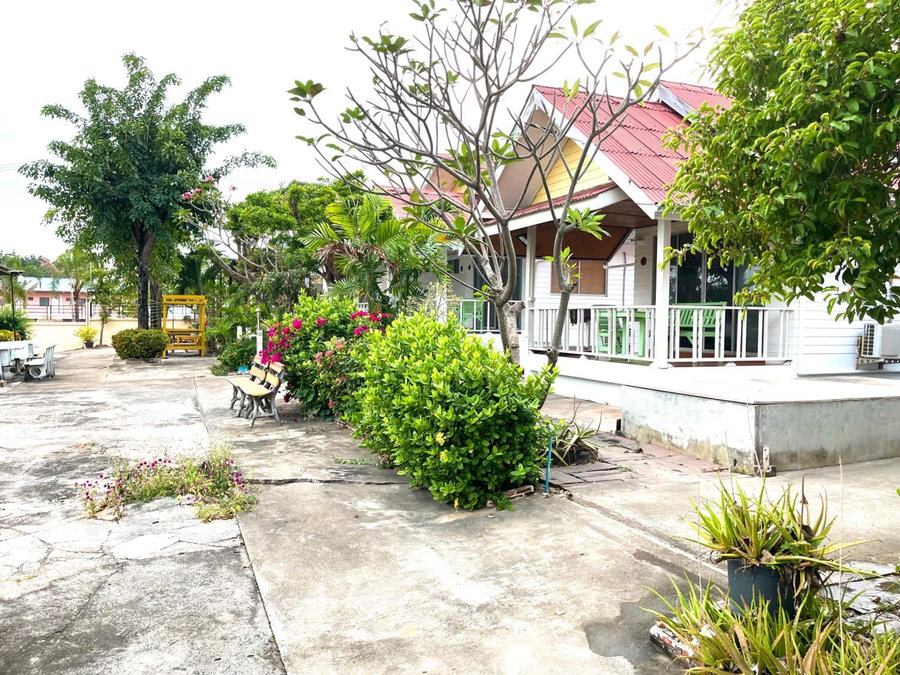 Insook Ko Larn Resort, พัทยา, ประเทศไทย