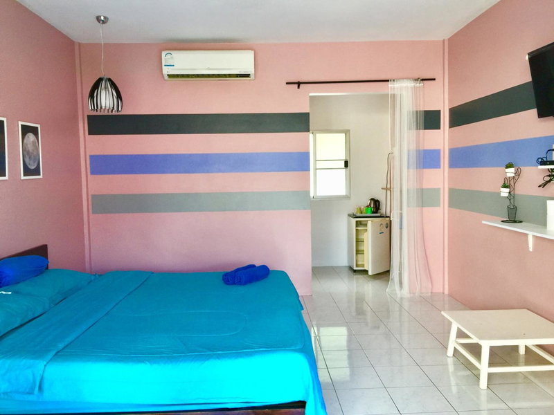 Insook Ko Larn Resort, พัทยา, ประเทศไทย