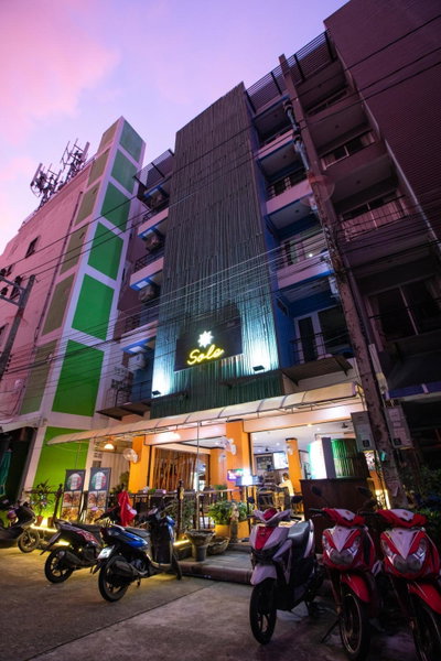 Hotel Sole, คาทุ, ประเทศไทย