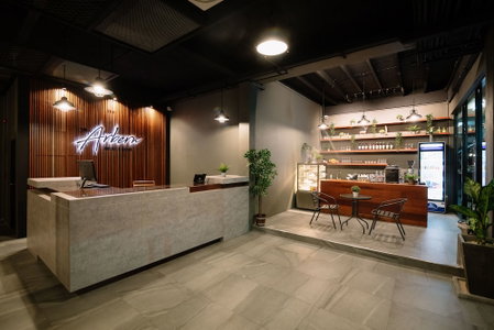 The Arbern Hostel x Bistro, Phuket, Tailandia