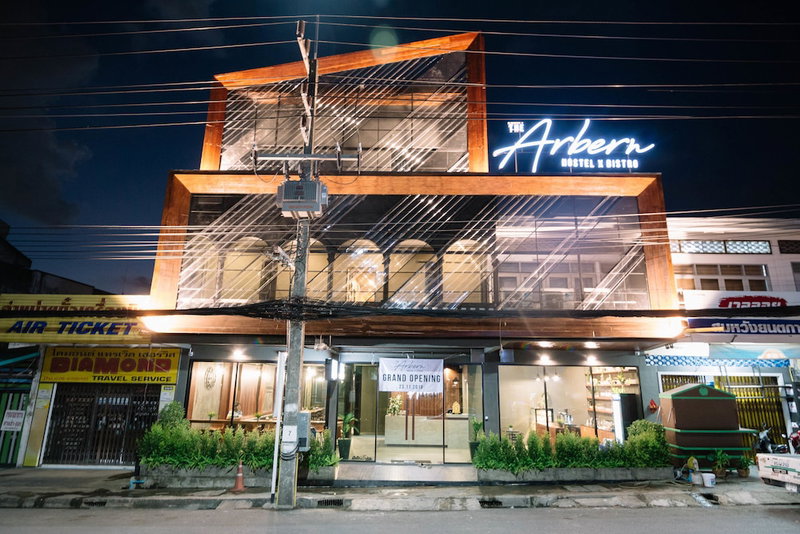 The Arbern Hostel x Bistro, Phuket, Tailandia