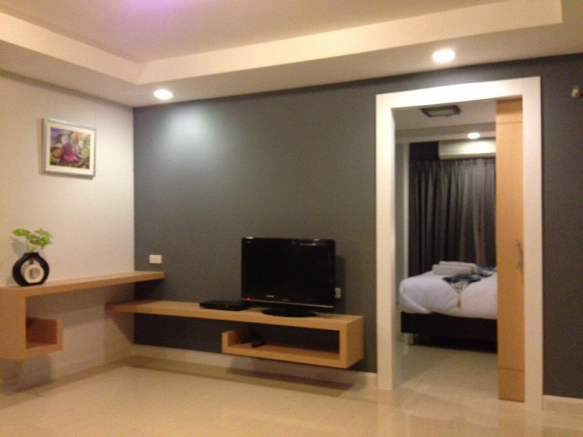 Hotel · The Aim Sathorn Hotel, Makkasan