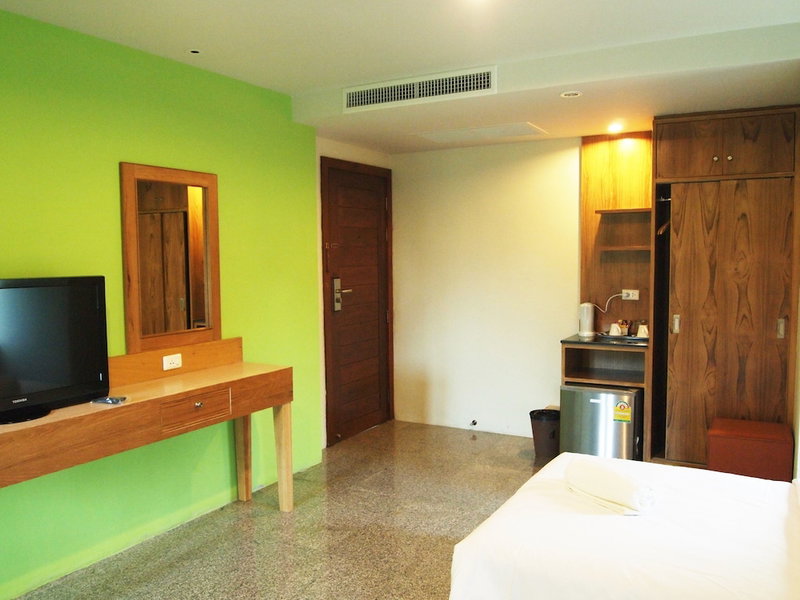 Phuket Ecozy Hotel, Wichit, ประเทศไทย