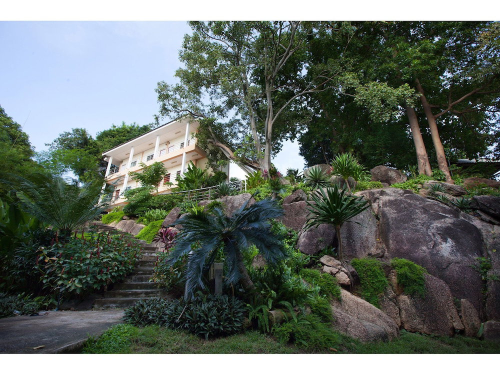 Hôtel · The Green Plaza Hotel, Koh Samui