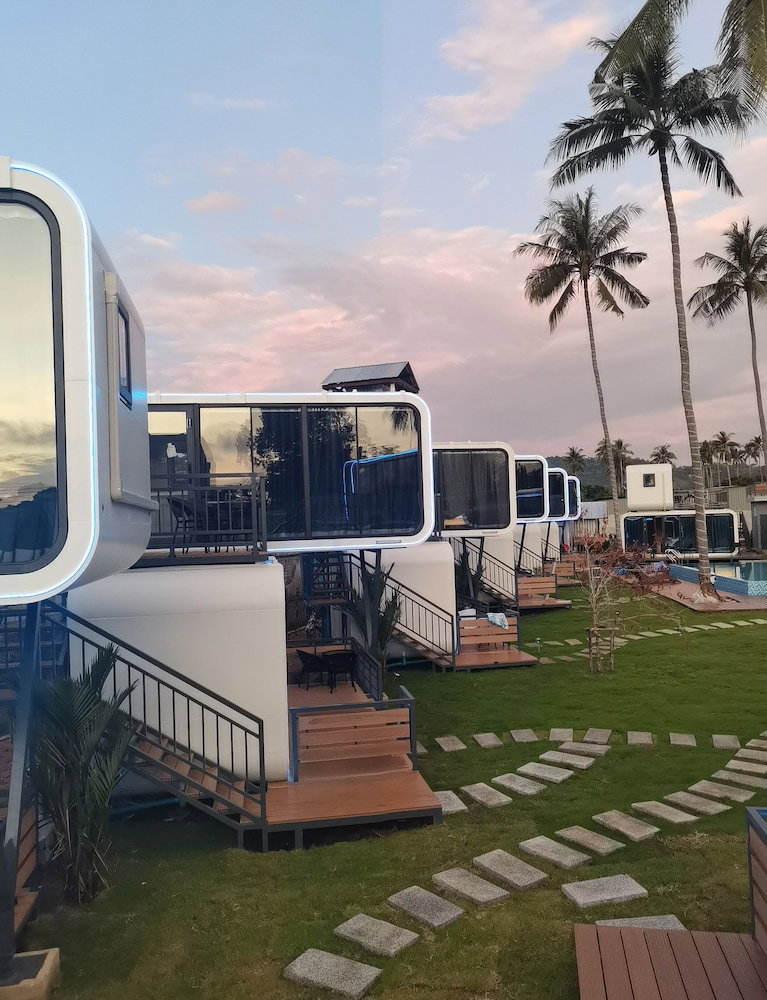 Hotel · Space House Hotel Phuket, Rawai