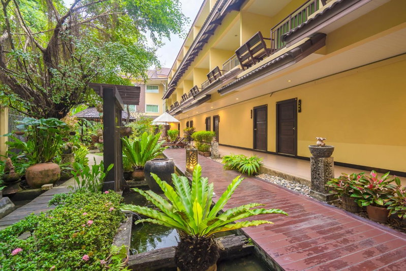 Suphan Lake Hometel, Lat Krabang, Таиланд
