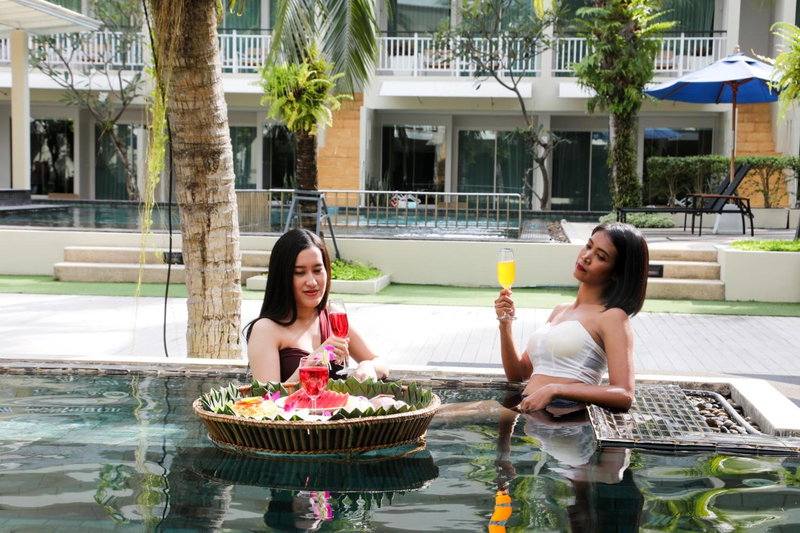 A2 Pool Resort, Phuket Town - scheduled shuttle to Phuket Old Town, Phuket Town, Thailand