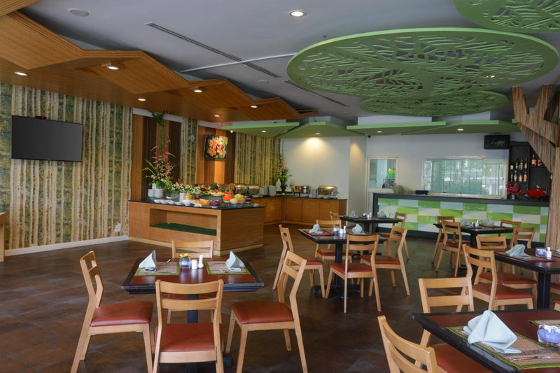 A2 Pool Resort, Phuket Town - scheduled shuttle to Phuket Old Town, Phuket Town, Thailand