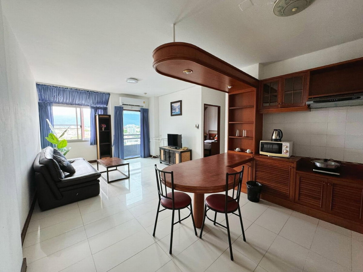 Hotel · Jade Tower, Chiang Mai