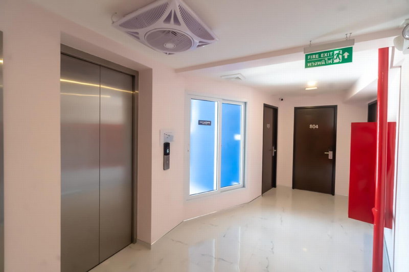 Spark Hotel - MRT Queen Sirikit - SHA Extra Plus Certified, Makkasan, Thailand