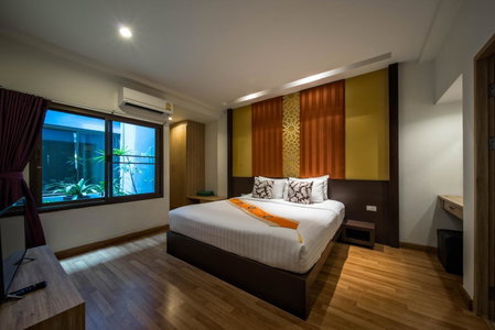 Kamala Beachfront Apartment, Kathu, Thailand