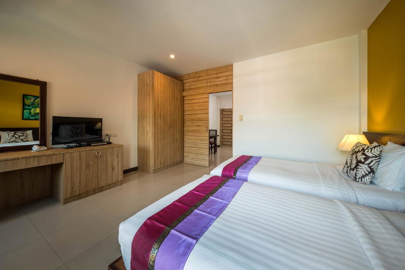 Kamala Beachfront Apartment, Kathu, Thailand