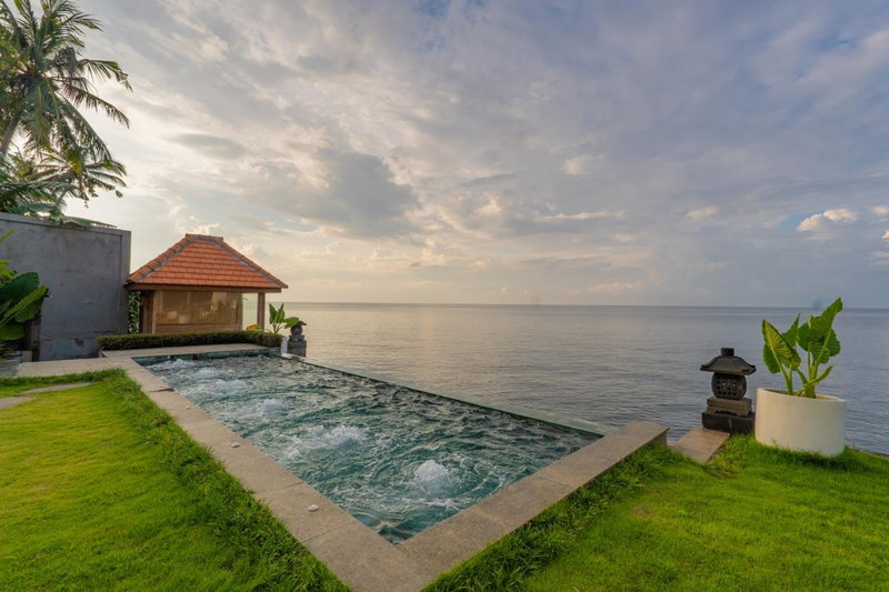 Seaside Oceana Suites by Mahaprana, Tejakula, Indonesien