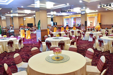 Platinum Hotel & Convention Hall Balikpapan, Balikpapan, Индонезия