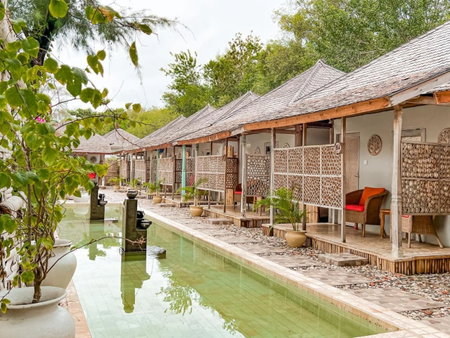 Café Gili Beach Bungalows, Gili Meno, Indonesia