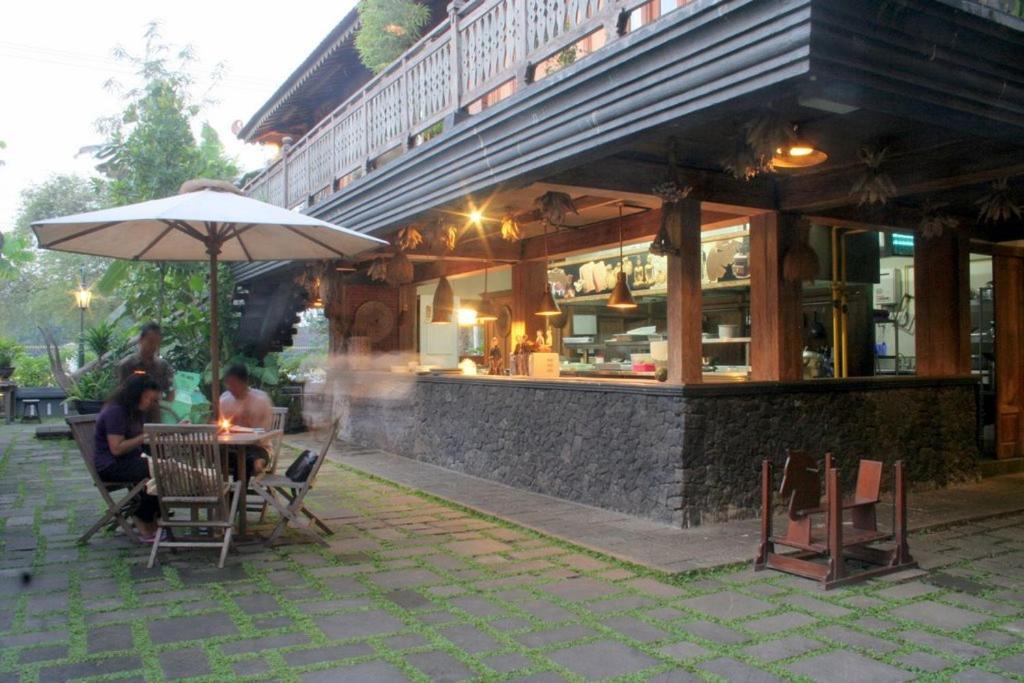 Omah Sinten Heritage Hotel & Resto, Indonesia