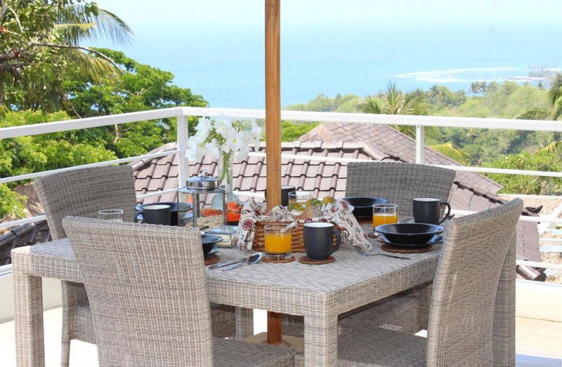 Villa Karingal, Senggigi, Indonesien