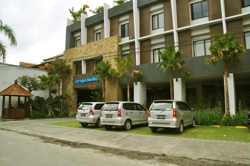 Praja Hotel, Денпасар, Индонезия