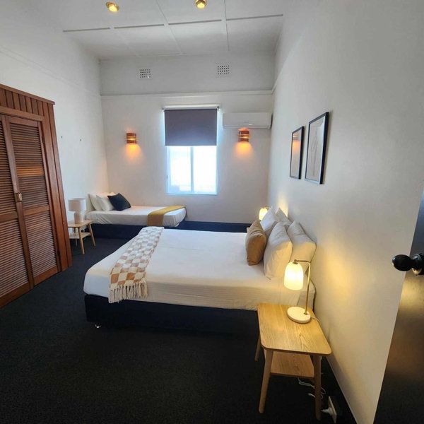 The Sherwood Hotel, Lismore, Australia