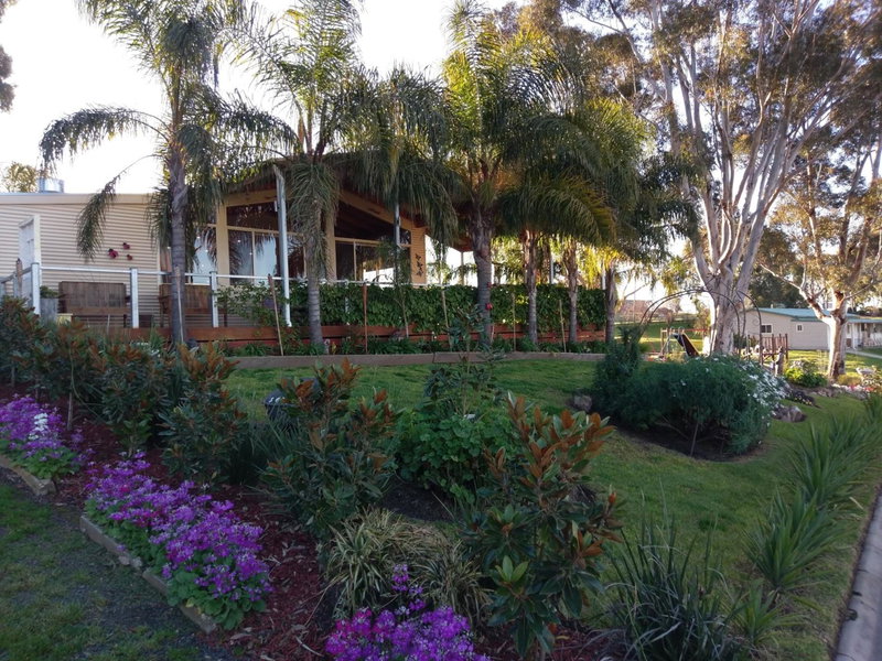 Discovery Parks - Lake Hume, New South Wales, Wodonga, Australia