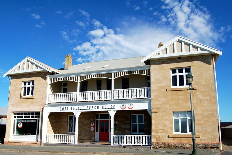 YHA Port Elliot Beach House, Port Elliot, Australia