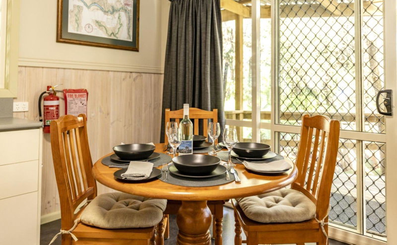 The Crays Accommodation, Strahan, Australia