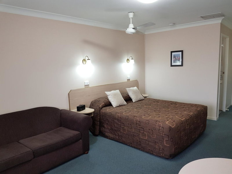 Abraham Lincoln Motel, Tamworth, Australia