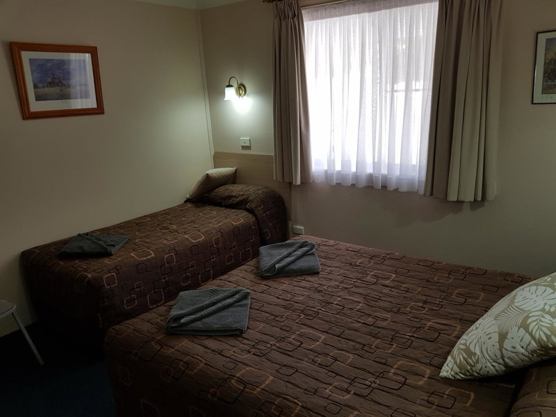Abraham Lincoln Motel, Tamworth, Australia