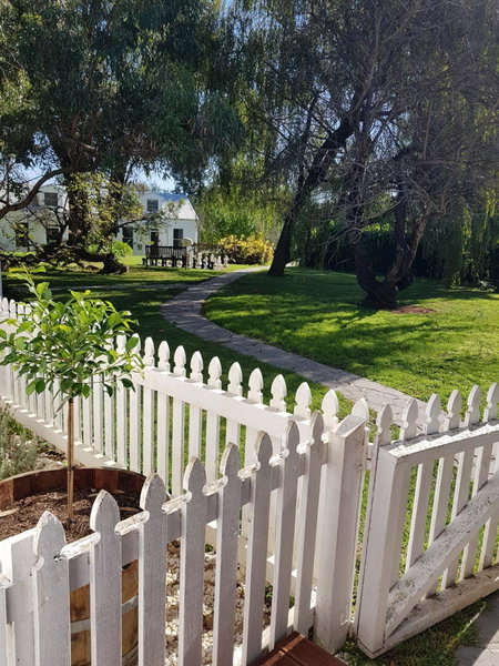 Clonmara Country House and Cottages, Port Fairy, Австралия