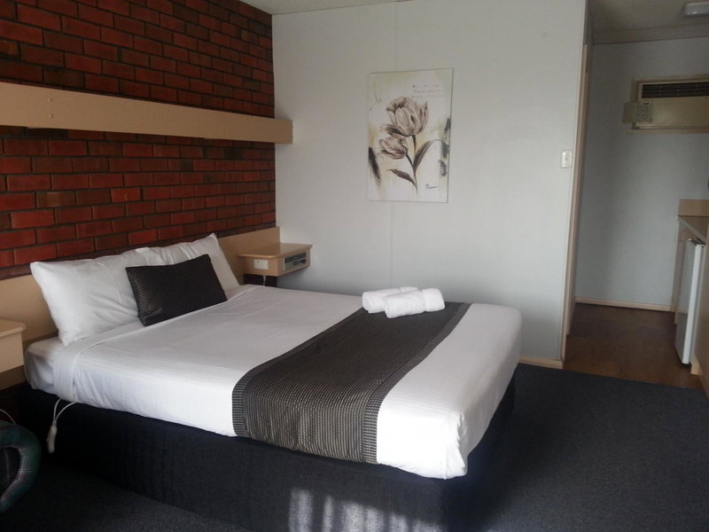 Big Valley Lakeside Paradise Motor Inn, Shepparton, Australia