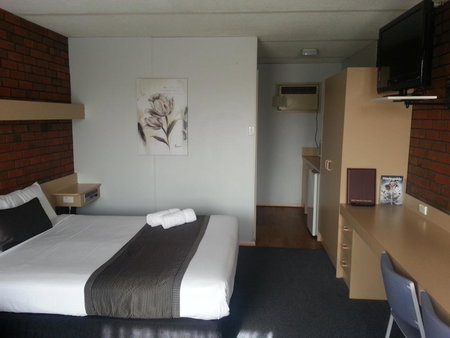 Big Valley Lakeside Paradise Motor Inn, Shepparton, Australia
