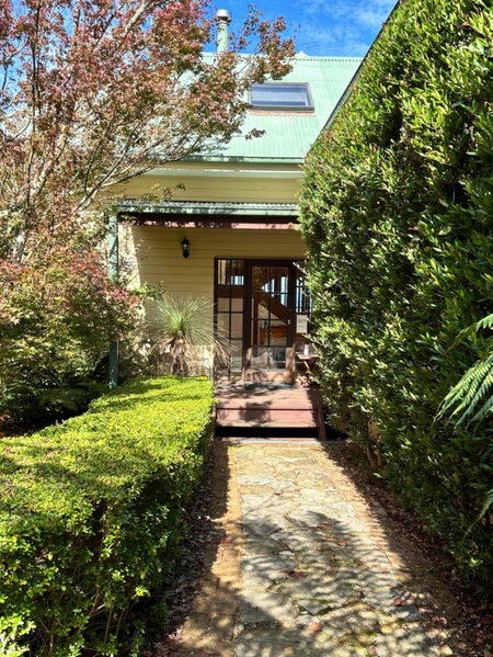 Valley of the Waters B&B, Wentworth Falls, Australia