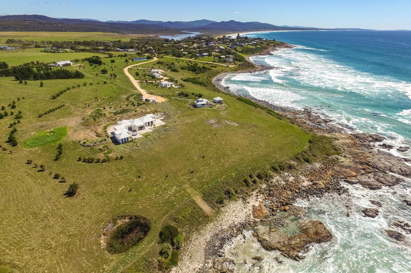 Saltwater - Absolute Oceanfront, Fire Pits, some Villas with Hot Tubs and Sauna, Falmouth, Australia