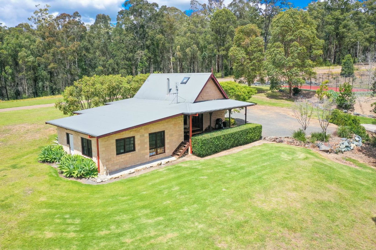 Clarendon Forest Retreat, Australia
