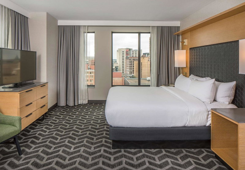 Hilton Des Moines Downtown, Des Moines, United States