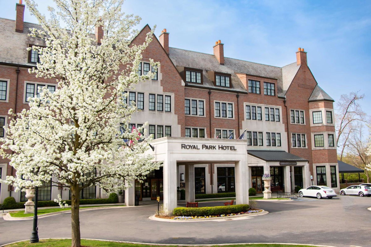 Hotel · Royal Park Hotel, Rochester Hills