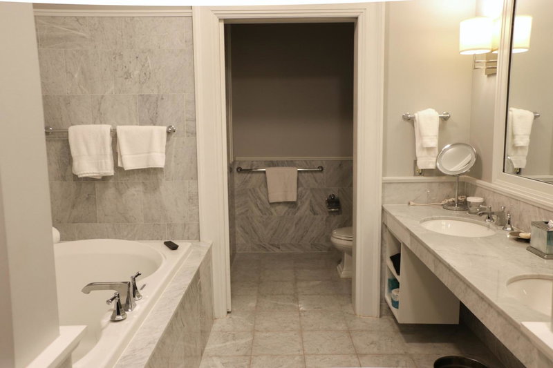 Royal Park Hotel, Rochester Hills, United States