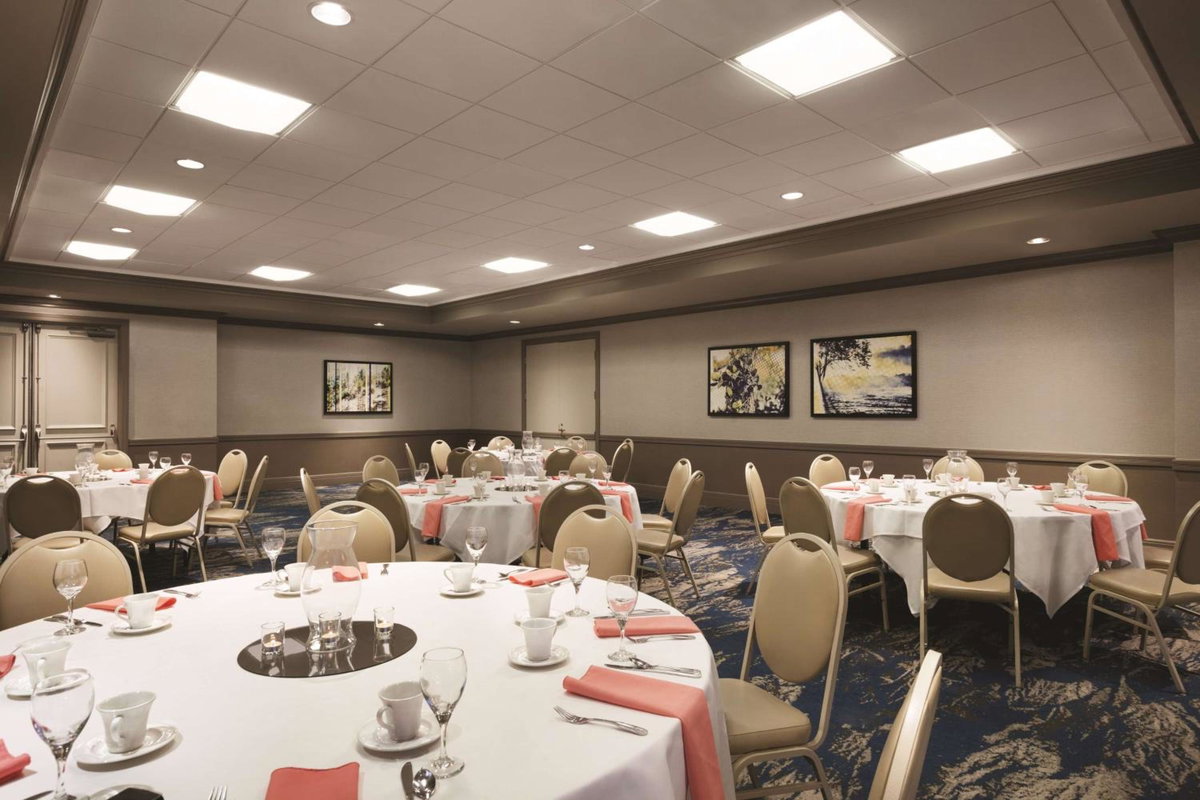 Hotel · Embassy Suites by Hilton Brea - North Orange County, Brea