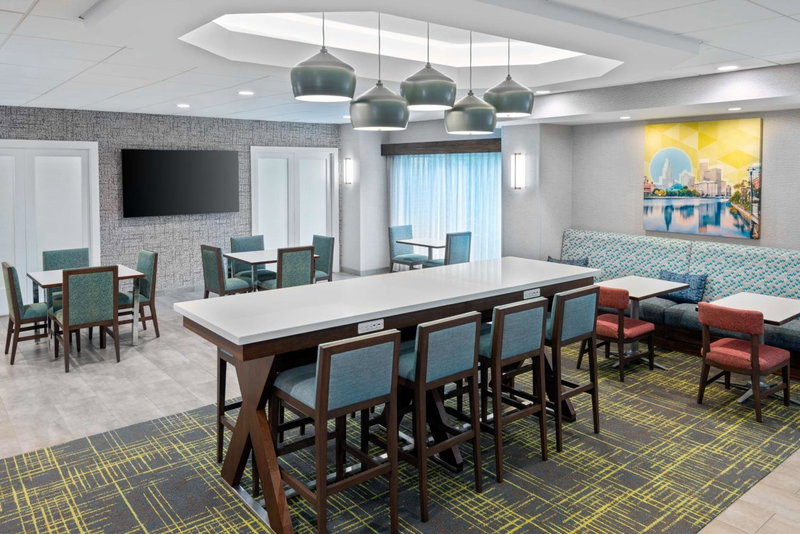 Hampton Inn Coventry-Warwick Area, Coventry, Vereinigte Staaten