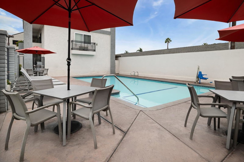 Solara Inn and Suites, Anaheim, États-Unis
