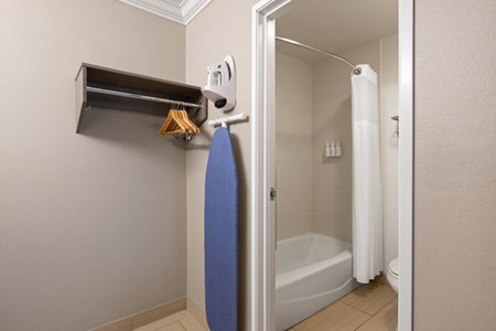 Solara Inn and Suites, Anaheim, États-Unis