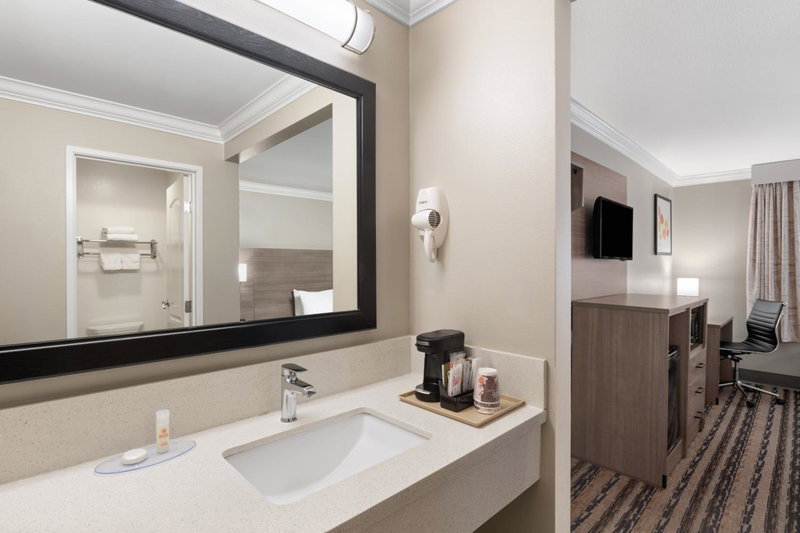 Solara Inn and Suites, Anaheim, États-Unis