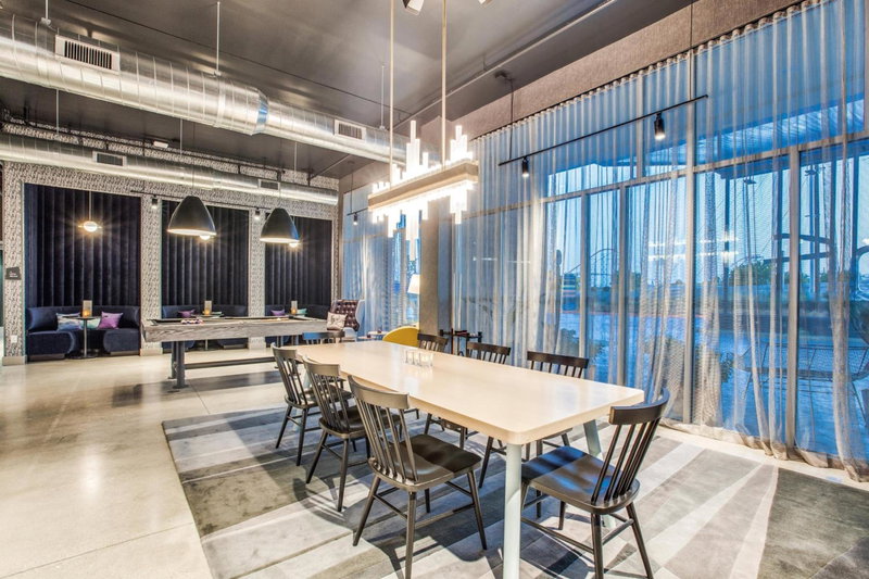 Aloft by Marriott Dallas Arlington Entertainment District, Arlington, United States